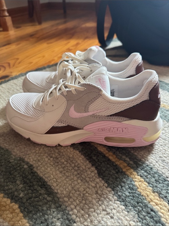 Nike Shoes - Nike Women's Sneakers - Pink, White, Brown